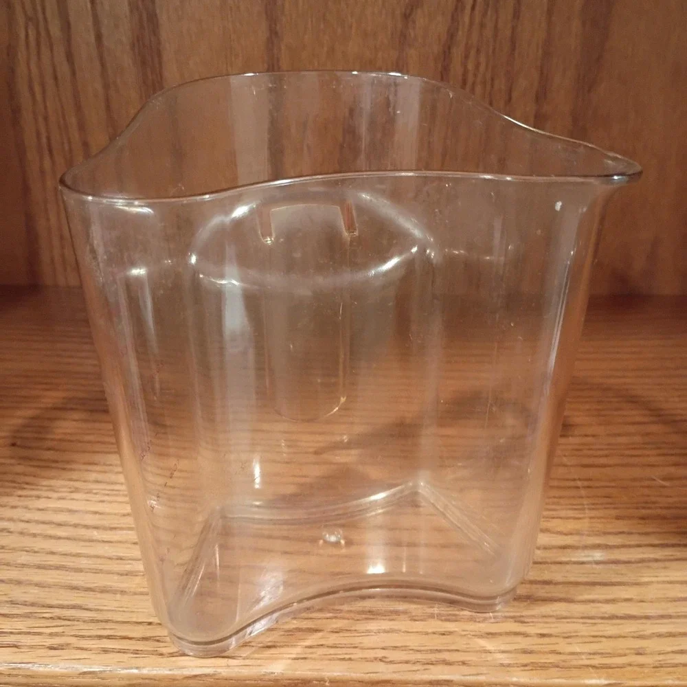 Hurom Slow Juicer HU-100 JUICE CONTAINER PITCHER 4 Cup 32 Oz - Replacement Part